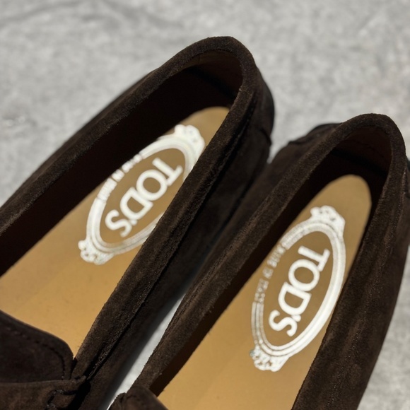 Mens Tods Gommino Shoes - Picture 3 of 11